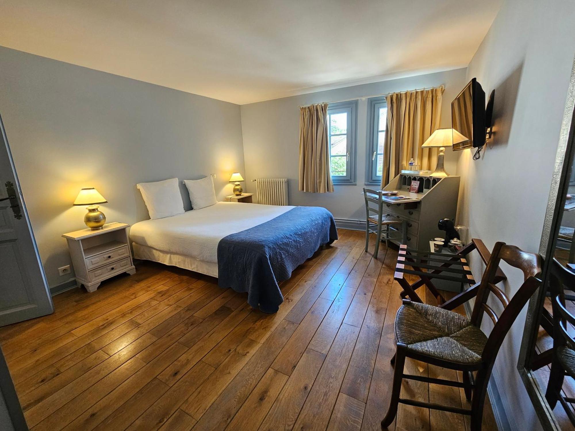 Logis Hotel Restaurant Relais De La Mothe Yzeures-sur-Creuse Dış mekan fotoğraf