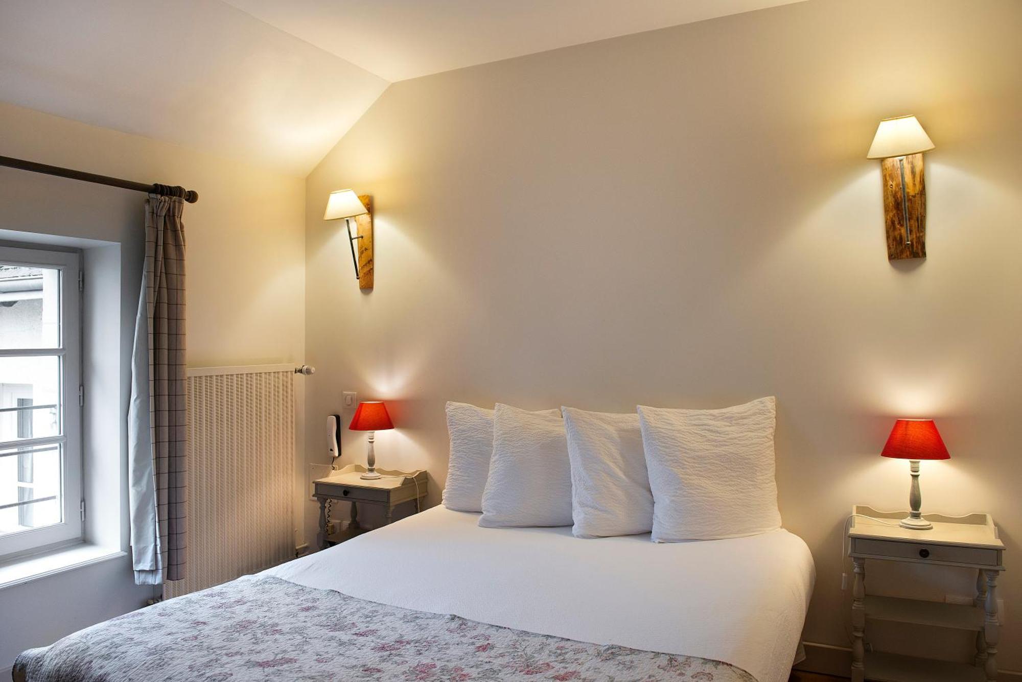 Logis Hotel Restaurant Relais De La Mothe Yzeures-sur-Creuse Dış mekan fotoğraf