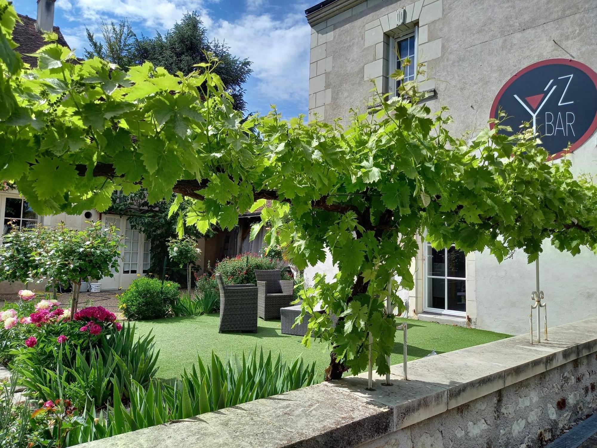 Logis Hotel Restaurant Relais De La Mothe Yzeures-sur-Creuse Dış mekan fotoğraf