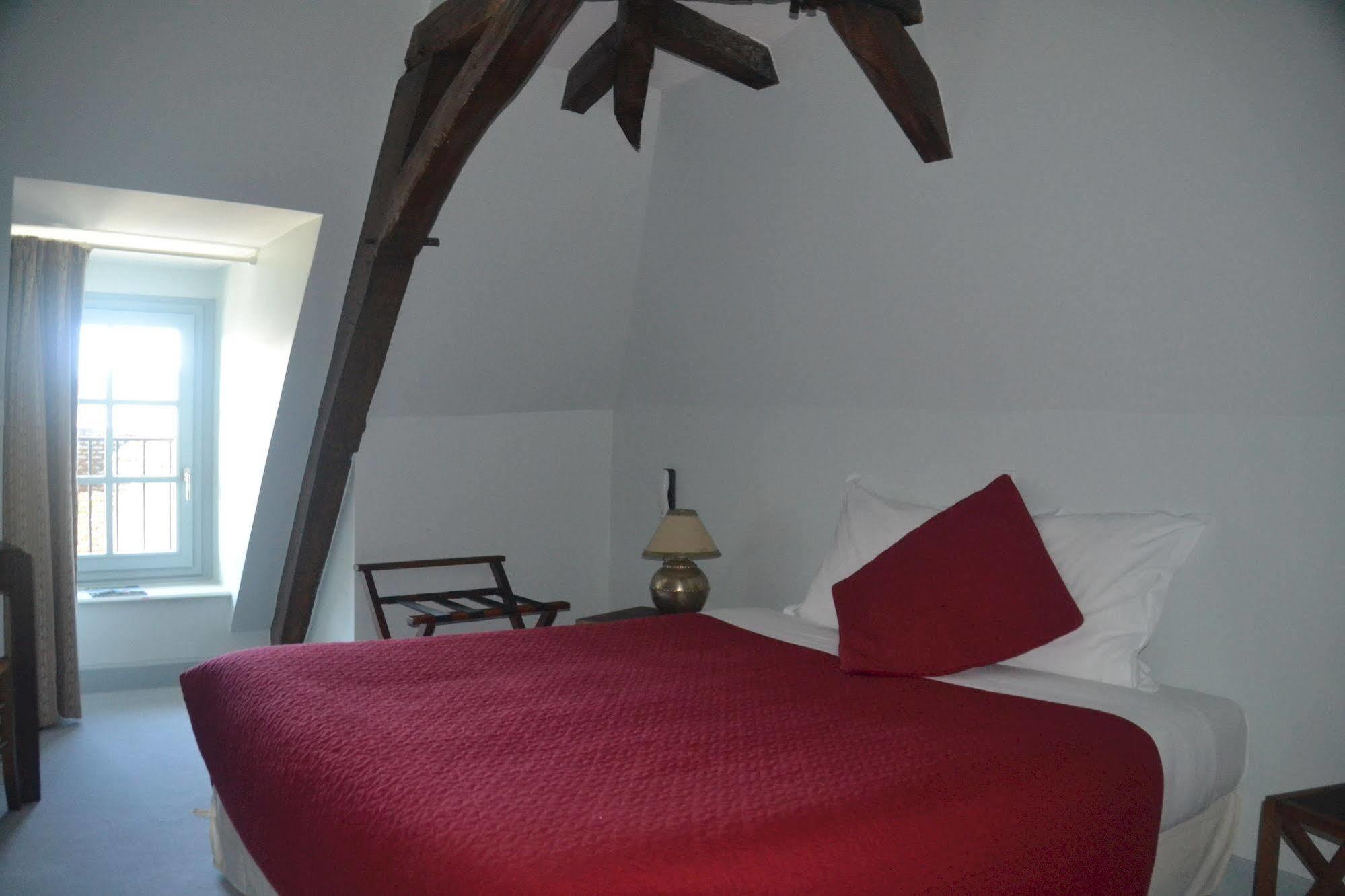 Logis Hotel Restaurant Relais De La Mothe Yzeures-sur-Creuse Dış mekan fotoğraf
